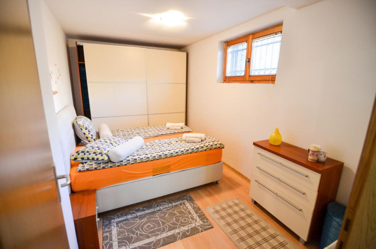 Blacksmith Apartment + Free Private Parking Saraievo Exterior foto