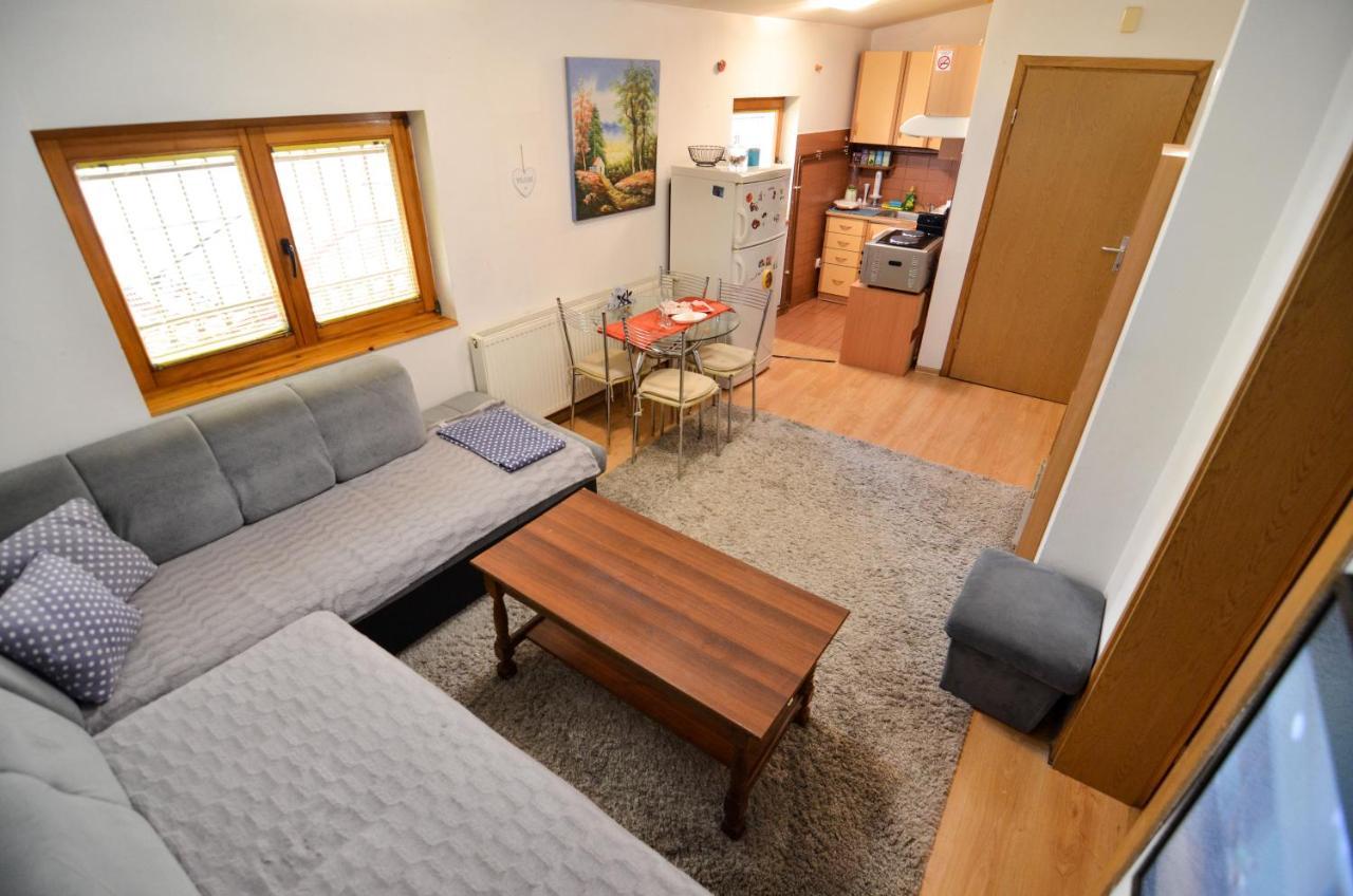 Blacksmith Apartment + Free Private Parking Saraievo Exterior foto